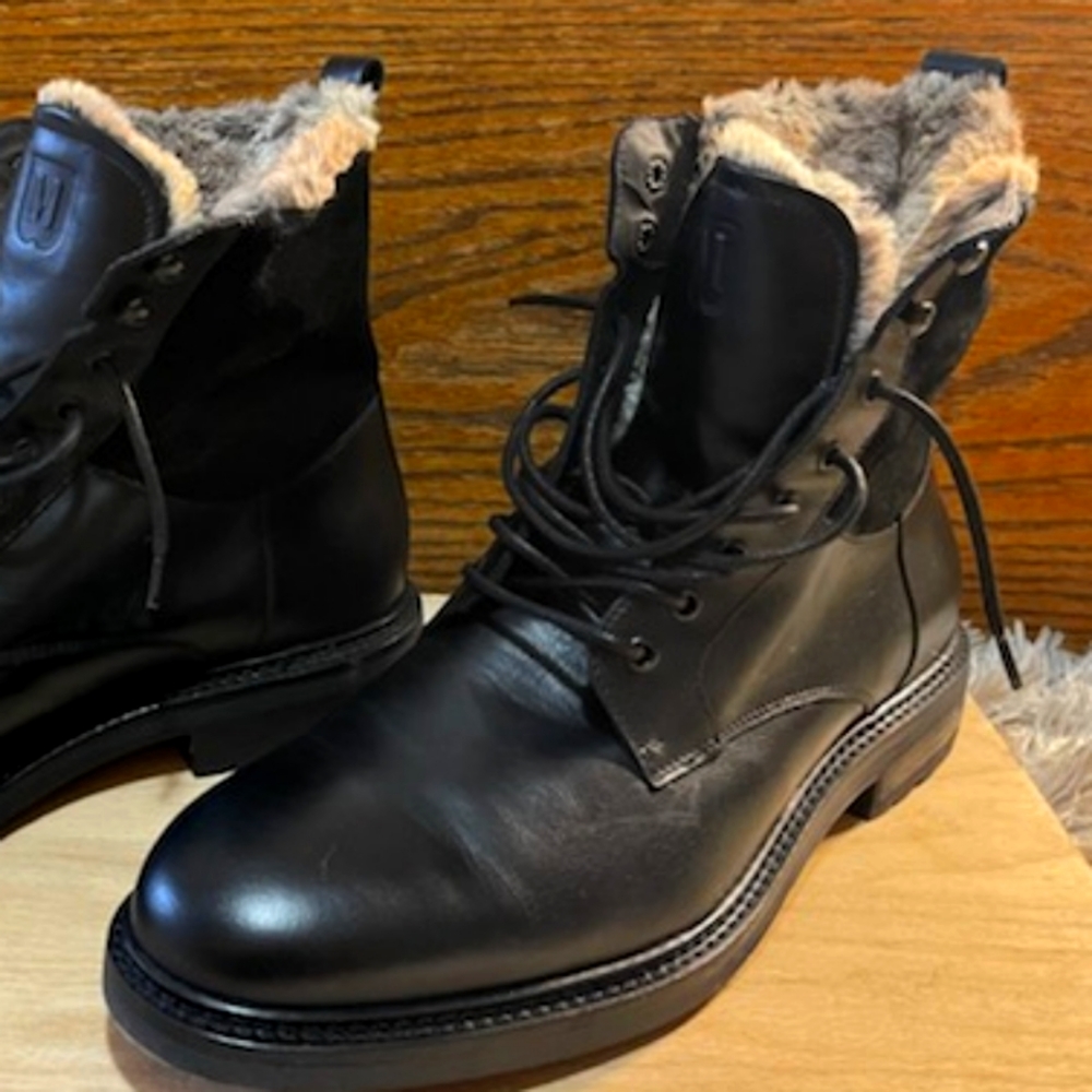 Bruno Magli, Black ankle boots size 13
